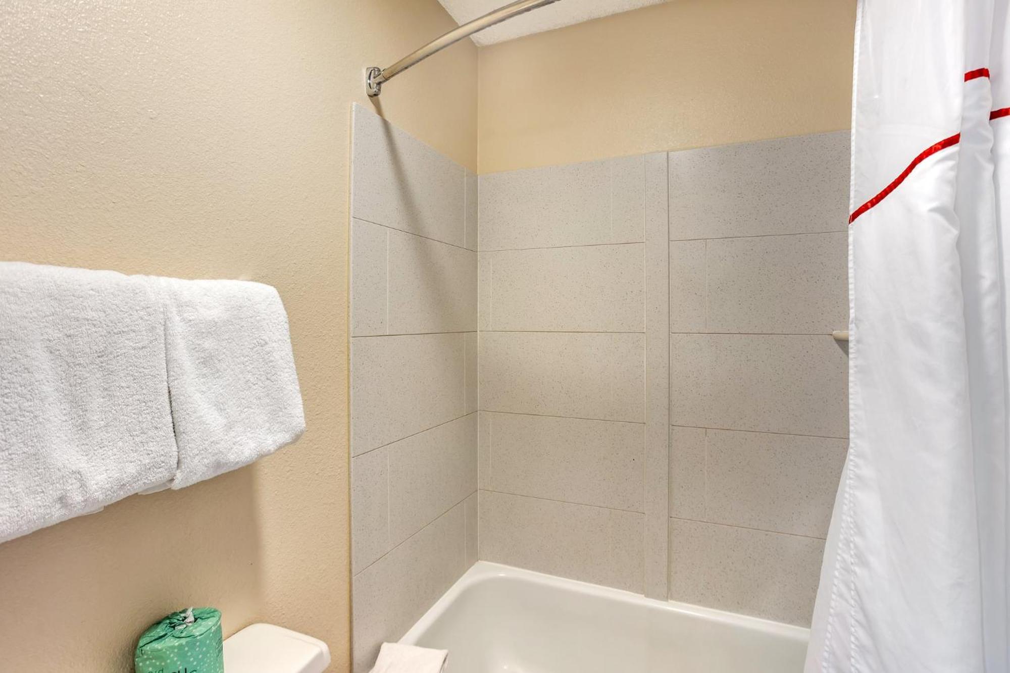 Red Roof Inn Danville, Pa Екстериор снимка