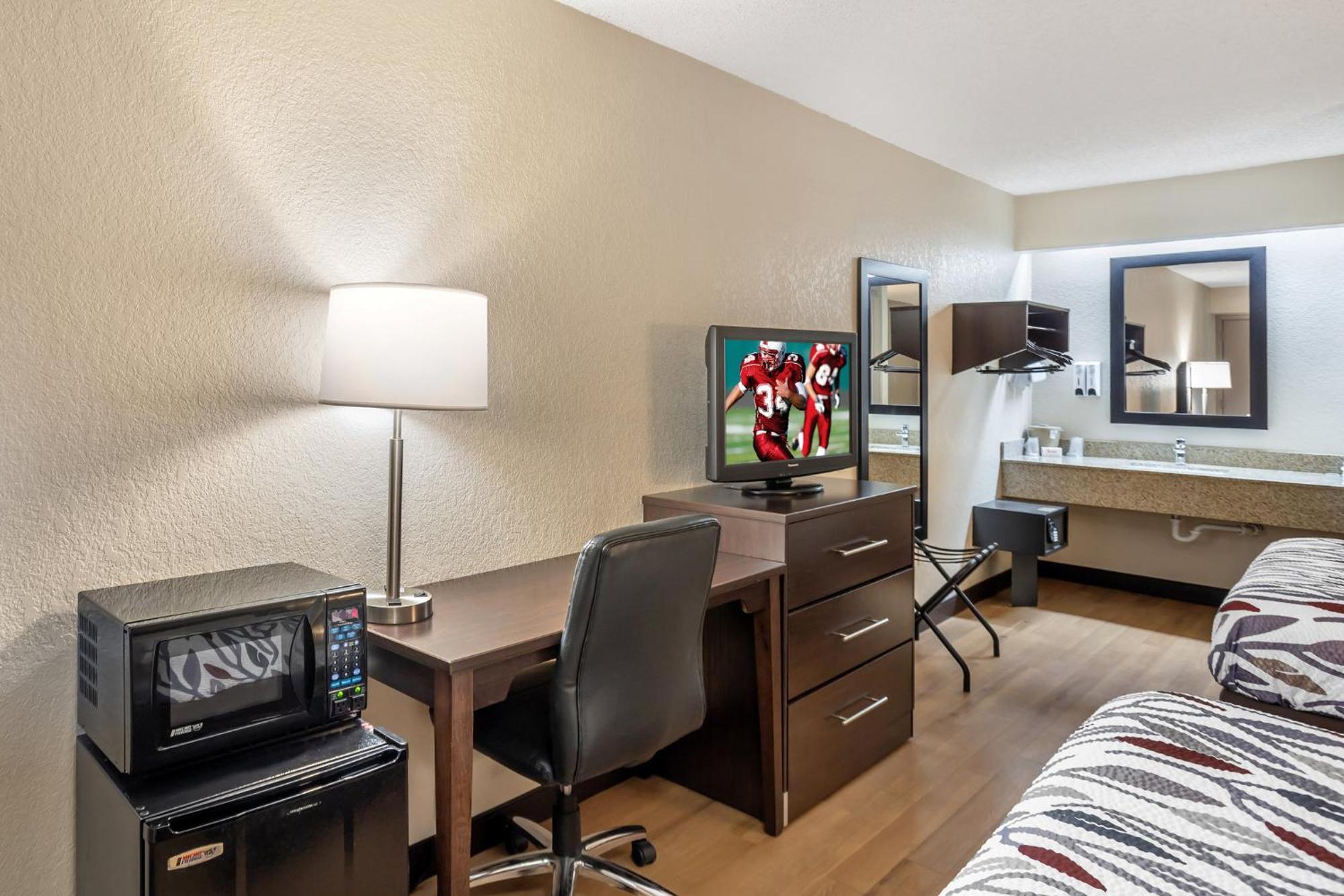Red Roof Inn Danville, Pa Екстериор снимка